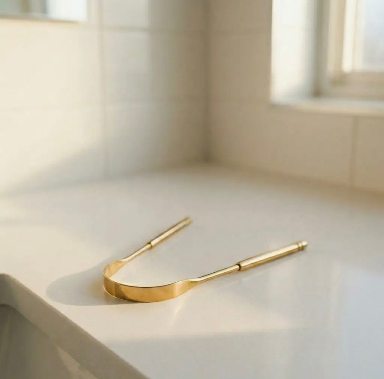 Stainless Steel Tongue Scraper – Reusable Oral Hygiene Tool for Fresh Breath & Detox