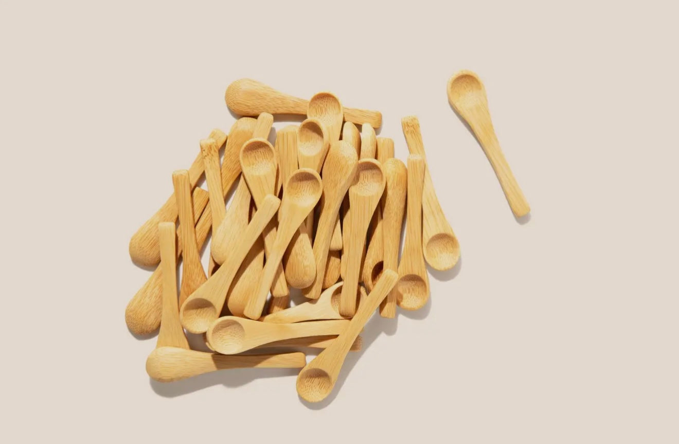Mini Bamboo Scoop – Reusable Measuring Spoon for Tooth Powder & Mouthwash Crystals